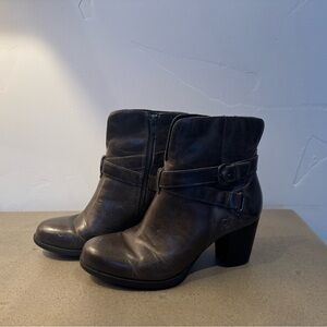 Born Guzan Grey Boots